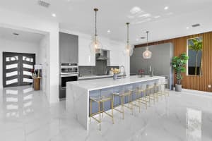 12300 Rhino Oaks Drive, Davie