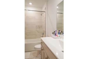 148 Se 5th Court, Deerfield Beach