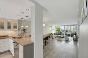 800 Se 4th Street 302, Fort Lauderdale