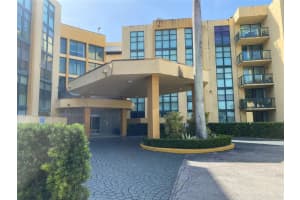 11790 Sw 18th 106, Miami