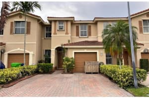 118 Riverwalk Cir, Sunrise