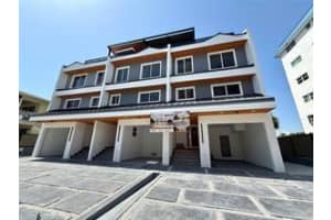 3822 Ne 171st St, North Miami Beach