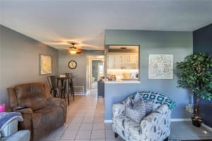 50 S Woodland Dr 104, Vero Beach