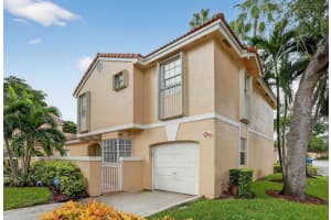11461 Lakeview Drive 8, Coral Springs