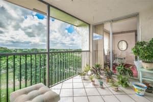 3910 Inverrary Boulevard 805-b, Lauderhill