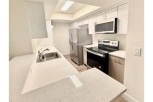 18335 Nw 68 Ave 245-207, Hialeah