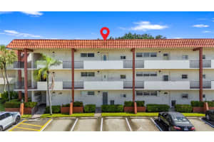 8990 S Hollybrook Boulevard 305, Pembroke Pines