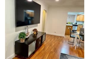 230 Ne 9th Ave, Deerfield Beach