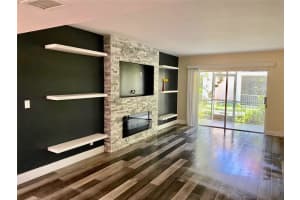 636 Nw 13th St 17, Boca Raton