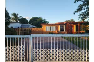 2445 Nw 159, Miami Gardens