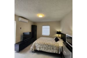 875 S Westward Dr, Miami Springs 875 S Westward Dr, Miami Springs