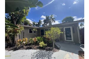 1042 Tyler Street, Hollywood