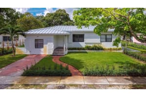 425 Nw 122nd Street, North Miami