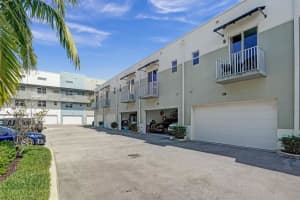 480 Ne 35th Court 2, Oakland Park