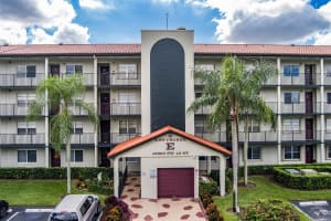 12900 Sw 13th Street 403e, Pembroke Pines