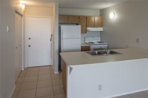 2701 Riverside Drive 506, Coral Springs