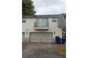 2933 Nw 89 Te 6-4, Coral Springs