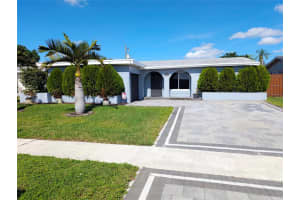 9041 Nw 25th St, Sunrise