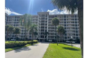 3100 N Palm Aire Dr 904, Pompano Beach 3100 N Palm Aire Dr 904, Pompano Beach