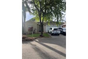 4967 Sw 32nd Way, Fort Lauderdale 4967 Sw 32nd Way, Fort Lauderdale