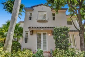 1900 Oceanwalk Ln 115, Pompano Beach