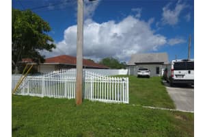 2839 Oklahoma St, West Palm Beach