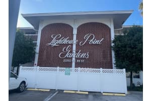 2050 Ne 39th Street 211w, Lighthouse Point