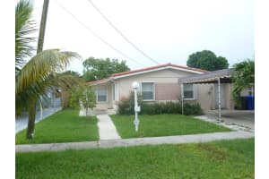 2710 Thomas St, Hollywood