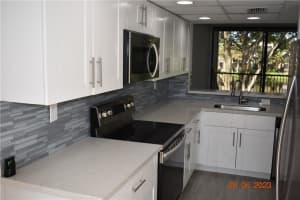 2930 Sw 87th Ter 1810, Davie 2930 Sw 87th Ter 1810, Davie