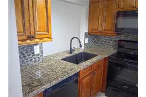 9230 Lagoon Pl 406, Davie 9230 Lagoon Pl 406, Davie