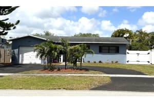 4201 Thomas Street, Hollywood