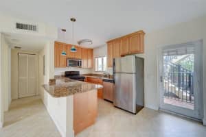 410 Sw 15th St 105, Pompano Beach