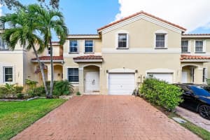 3876 Sw 169th Ter, Miramar