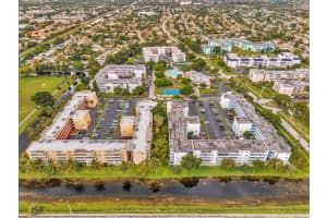 3990 Nw 42nd Ave 308, Lauderdale Lakes