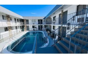 1958 Mckinley St 15, Hollywood