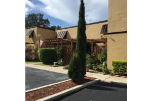 10740 S Golfview Drive, Pembroke Pines