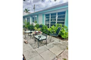 4307 Seagrape Drive 1, Fort Lauderdale