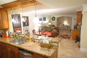 2851 Somerset Dr 103, Lauderdale Lakes