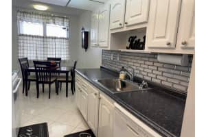 2901 Nw 48th Avenue 269, Lauderdale Lakes