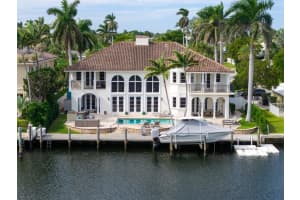 2833 Ne 32nd St, Lighthouse Point