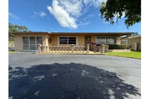 2640 N Pine Island Rd, Sunrise