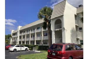 8220 Sunrise Lakes Boulevard 110, Sunrise