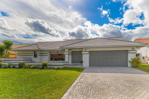 6071 Sunberry Circle, Boynton Beach