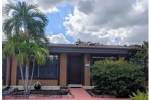 11180 Redwood, Pembroke Pines