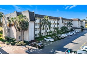 6200 Nw 44th Street 305, Lauderhill