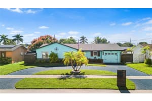 8610 Nw 46th Street, Lauderhill