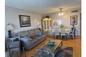 3940 Nw 42 Ave 315, Lauderdale Lakes