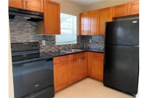 5180 Ne 6th Avenue 602, Oakland Park