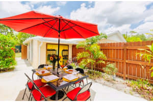 279 Hach Lane, West Palm Beach