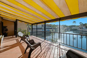 15442 Kippford Ct, Miami Lakes